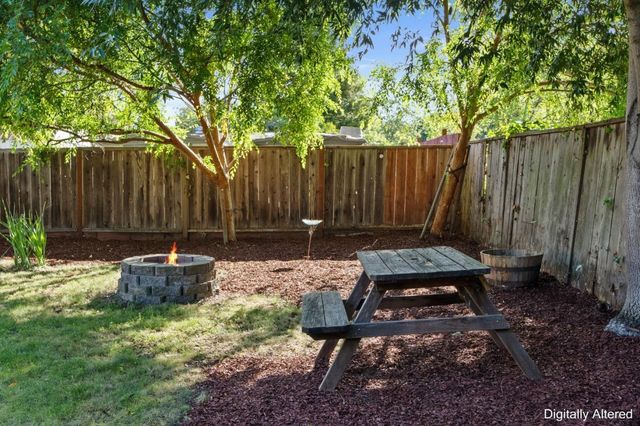 3544 Spring Street, Redwood City, CA 94063