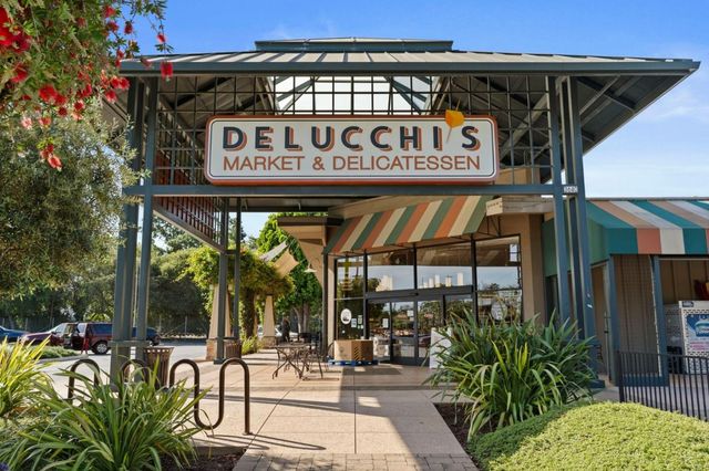 3544 Spring Street, Redwood City, CA 94063