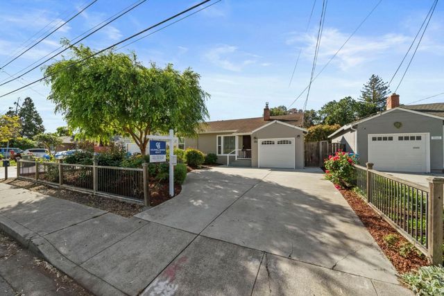 3544 Spring Street, Redwood City, CA 94063