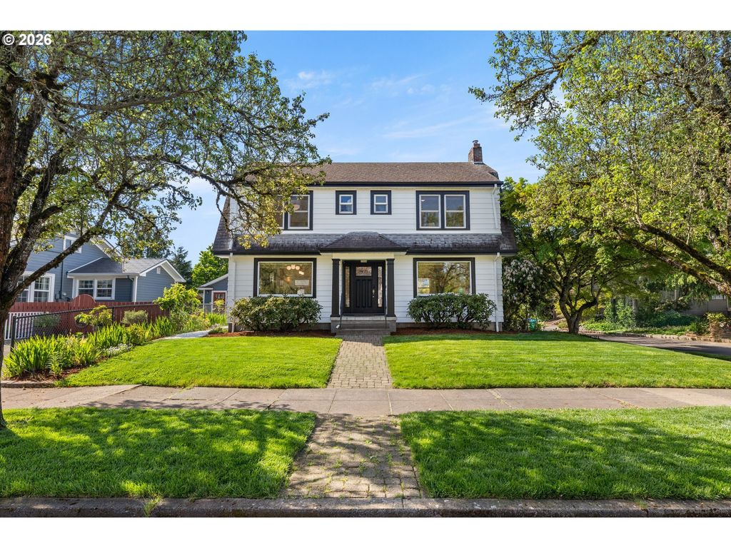 7004 Ne EVERETT St, Portland, OR 97213