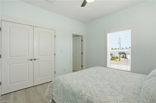1 Fairview BLVD, Fort Myers Beach, FL 33931