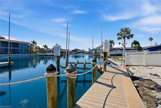 1 Fairview BLVD, Fort Myers Beach, FL 33931