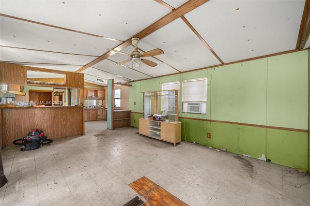 2316 Gem Stone, Sebring, FL 33857