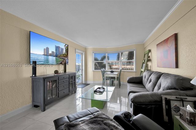 1536 SE 15th Ct 207, Deerfield Beach, FL 33441