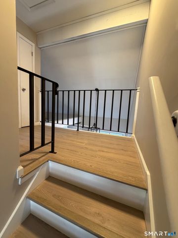 1 Abbott Road 128, Ellington, CT 06029