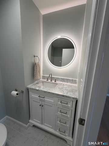 1 Abbott Road 128, Ellington, CT 06029