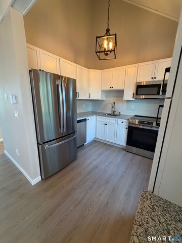 1 Abbott Road 128, Ellington, CT 06029