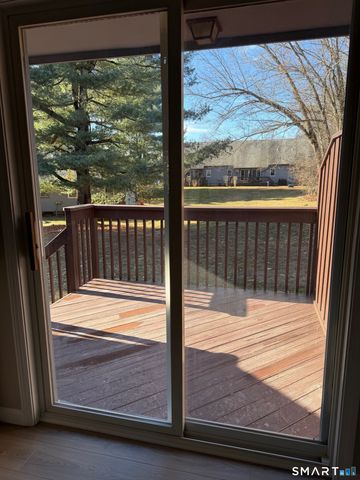 1 Abbott Road 128, Ellington, CT 06029