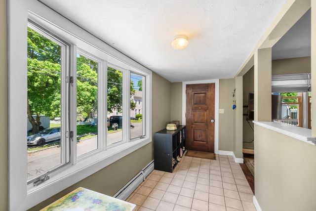 15 Quannapowitt Ave, Wakefield, MA 01880