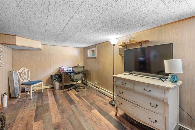 15 Quannapowitt Ave, Wakefield, MA 01880