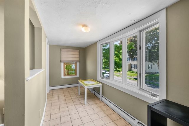 15 Quannapowitt Ave, Wakefield, MA 01880