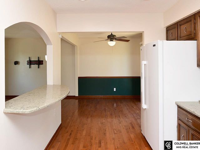 11673 Sunburst Avenue, Omaha, NE 68164