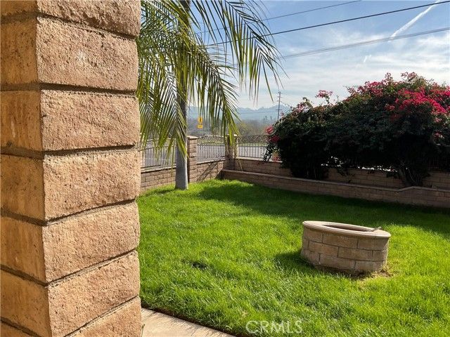 10655 Limonite, Jurupa Valley, CA 91752
