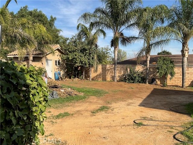 10655 Limonite, Jurupa Valley, CA 91752