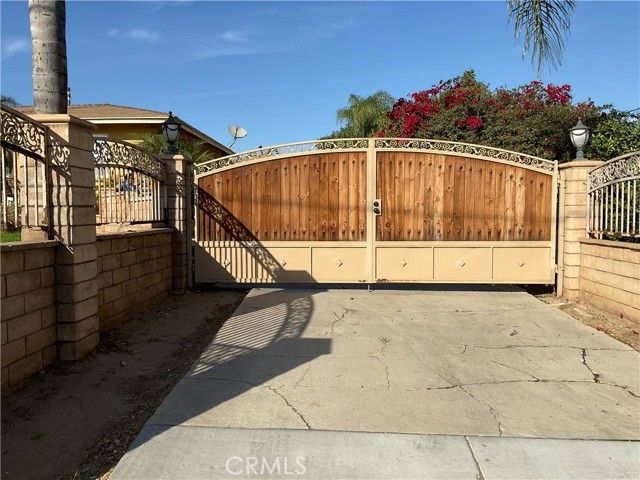 10655 Limonite, Jurupa Valley, CA 91752