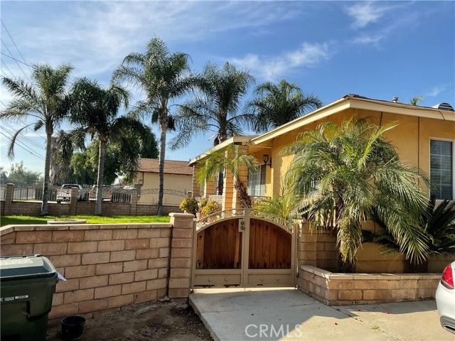 10655 Limonite, Jurupa Valley, CA 91752