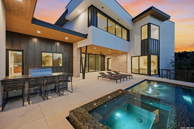 62 Via Aragon, San Antonio, TX 78257