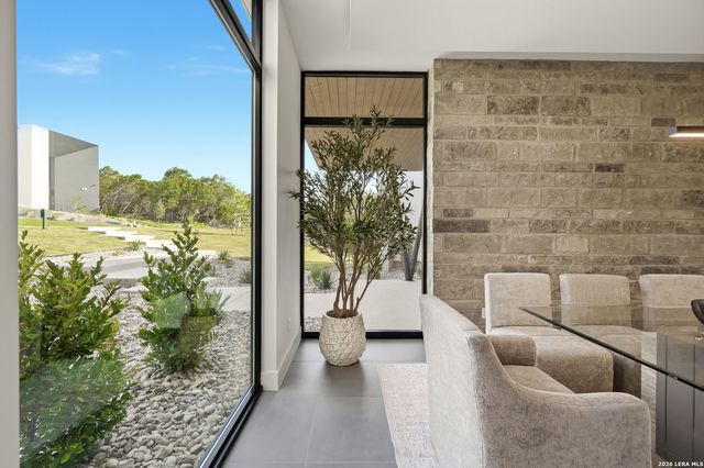 62 Via Aragon, San Antonio, TX 78257