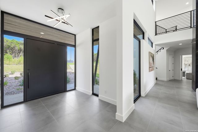 62 Via Aragon, San Antonio, TX 78257