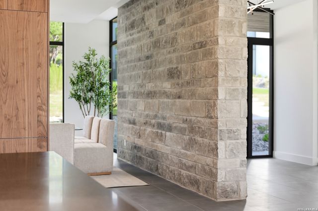 62 Via Aragon, San Antonio, TX 78257