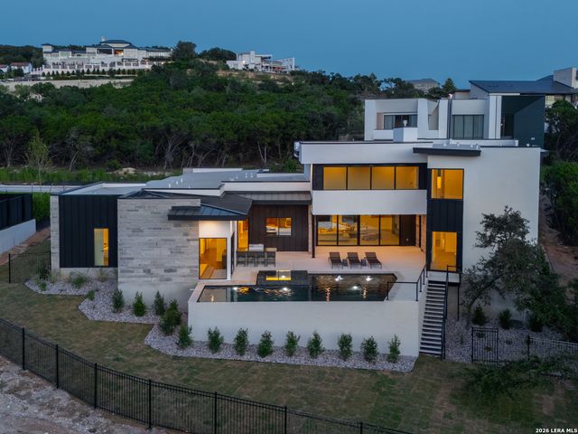 62 Via Aragon, San Antonio, TX 78257