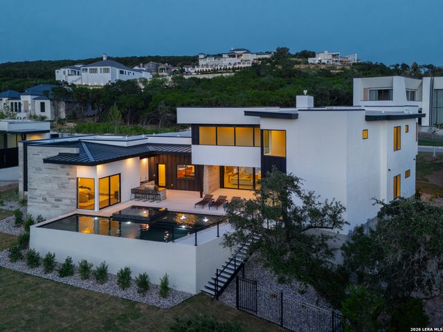 62 Via Aragon, San Antonio, TX 78257
