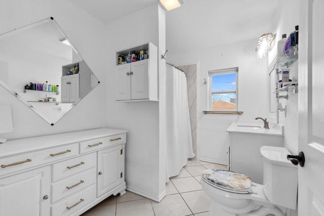 1963 S. 7th STREET, Milwaukee, WI 53207