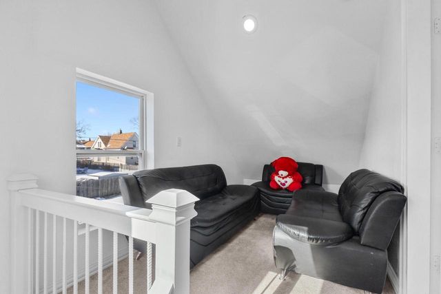 1963 S. 7th STREET, Milwaukee, WI 53207