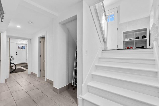 1963 S. 7th STREET, Milwaukee, WI 53207