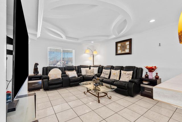 1963 S. 7th STREET, Milwaukee, WI 53207