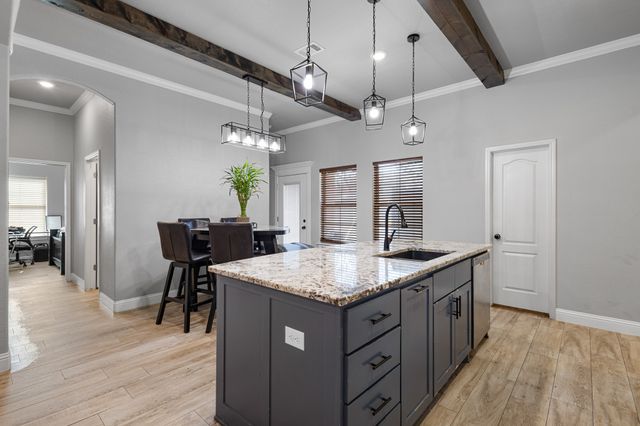 909 1st Street, Bridgeport, TX 76426