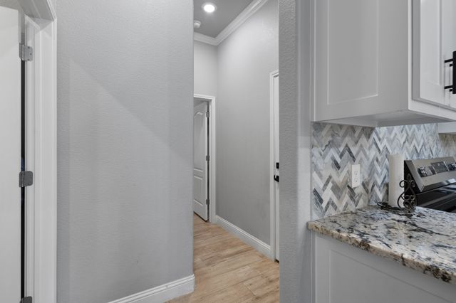 909 1st Street, Bridgeport, TX 76426