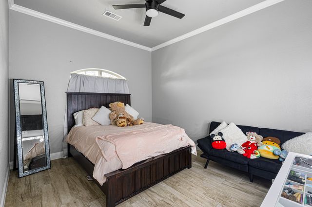 909 1st Street, Bridgeport, TX 76426