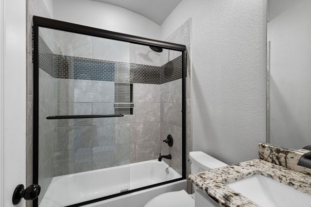 909 1st Street, Bridgeport, TX 76426