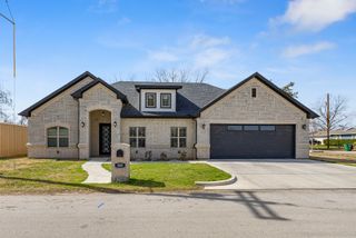 909 1st Street, Bridgeport, TX 76426