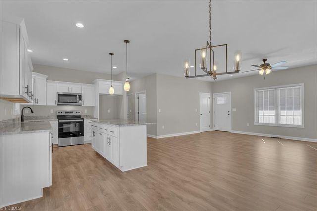 503 Sunrise Avenue, Asheboro, NC 27203