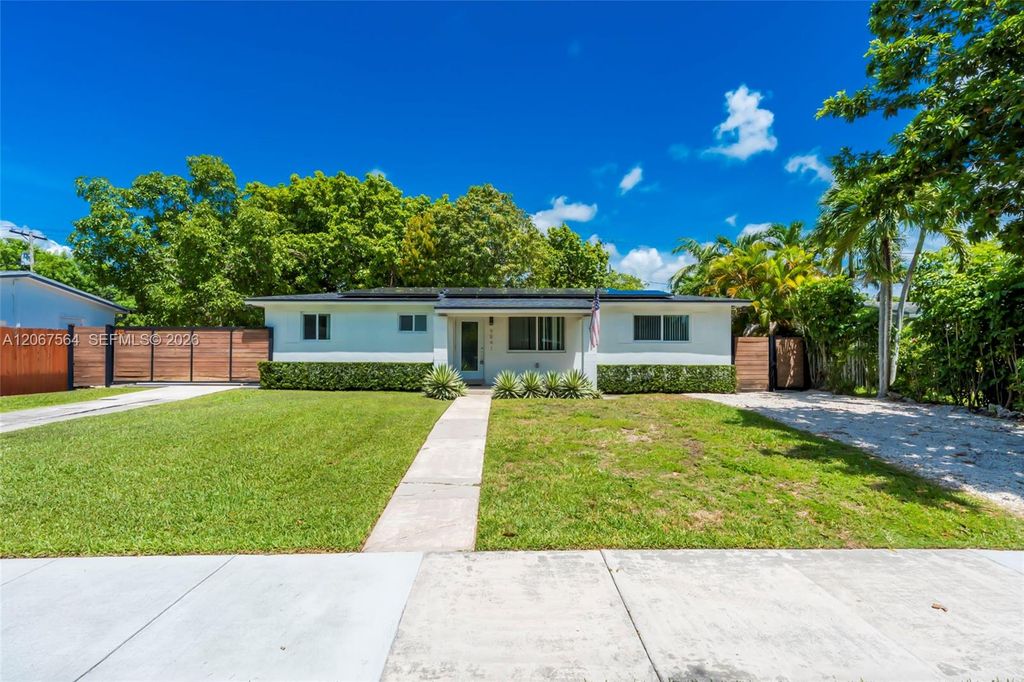 9841 Dominican Drive, Cutler Bay, FL 33189