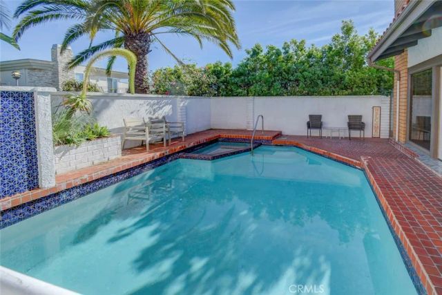 751 Bolsana, Laguna Beach, CA 92651