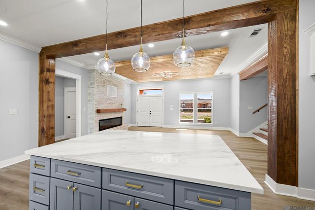 41094 Lee Dr, Gonzales, LA 70737