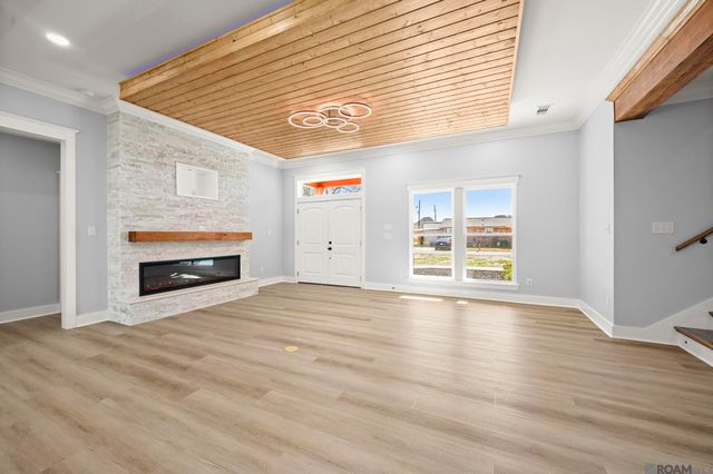 41094 Lee Dr, Gonzales, LA 70737