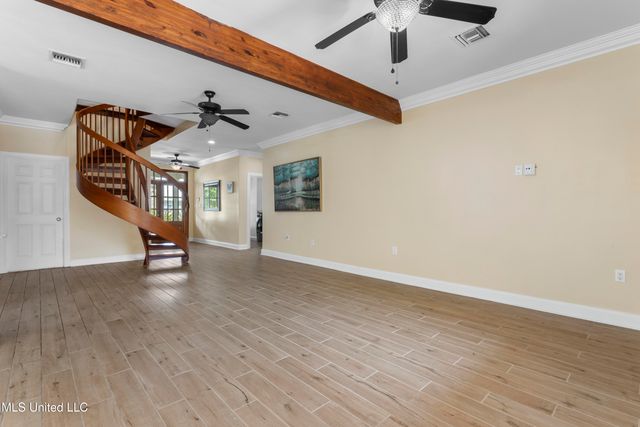 112 Bienville Drive, Waveland, MS 39576