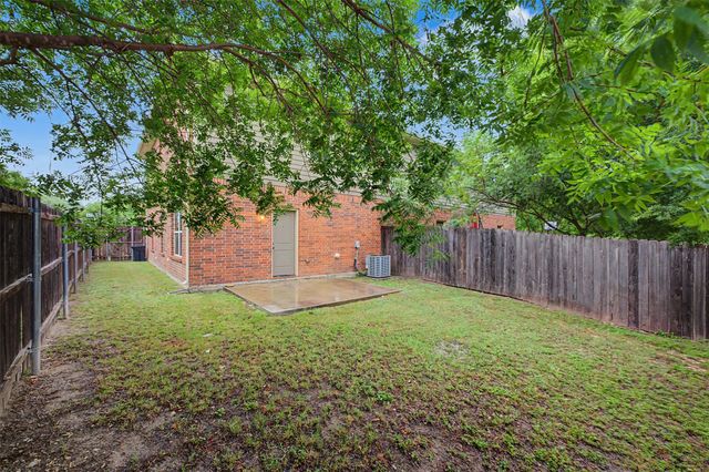 7905 Butler Court, Benbrook, TX 76116