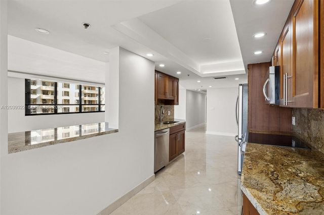 10175 Collins Avenue 907, Bal Harbour, FL 33154