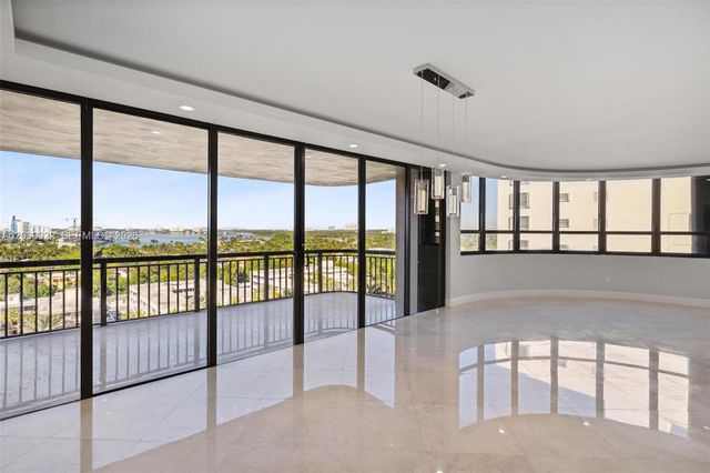 10175 Collins Avenue 907, Bal Harbour, FL 33154