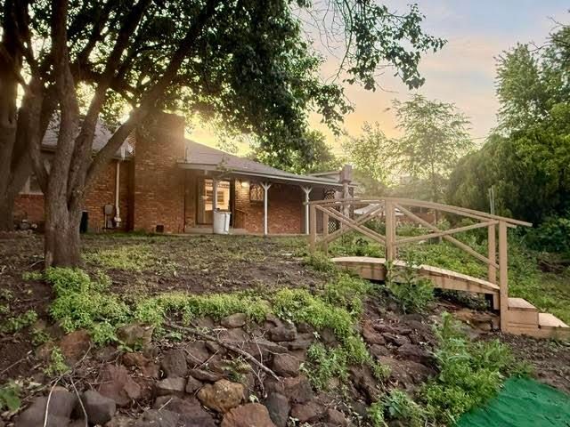 637 Briarcliff Rd, Salina, KS 67401