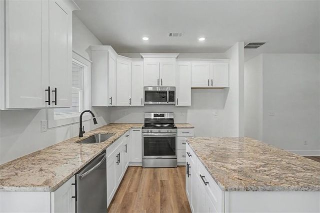 193 Cole Lake Rd, Dallas, GA 30157