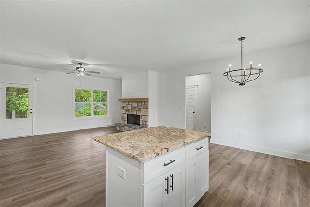 193 Cole Lake Rd, Dallas, GA 30157