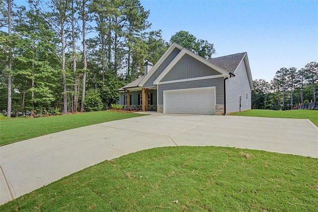 193 Cole Lake Rd, Dallas, GA 30157