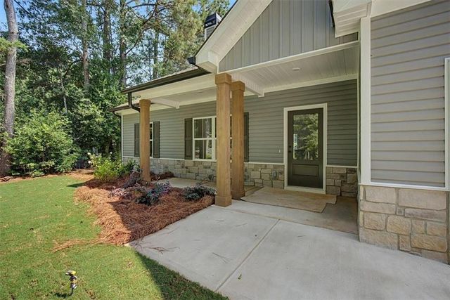 193 Cole Lake Rd, Dallas, GA 30157