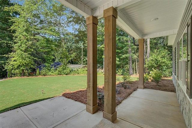 193 Cole Lake Rd, Dallas, GA 30157
